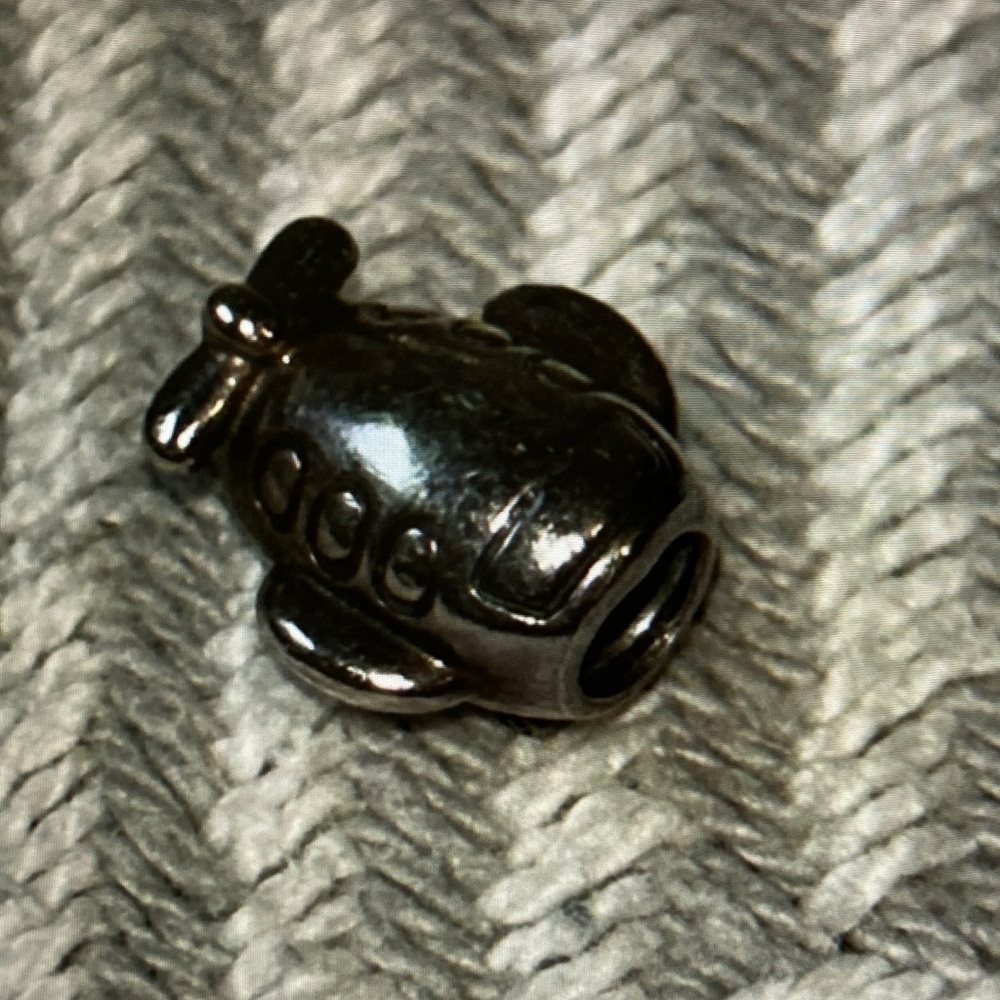 Airplane Charm Bead - Metallic Black